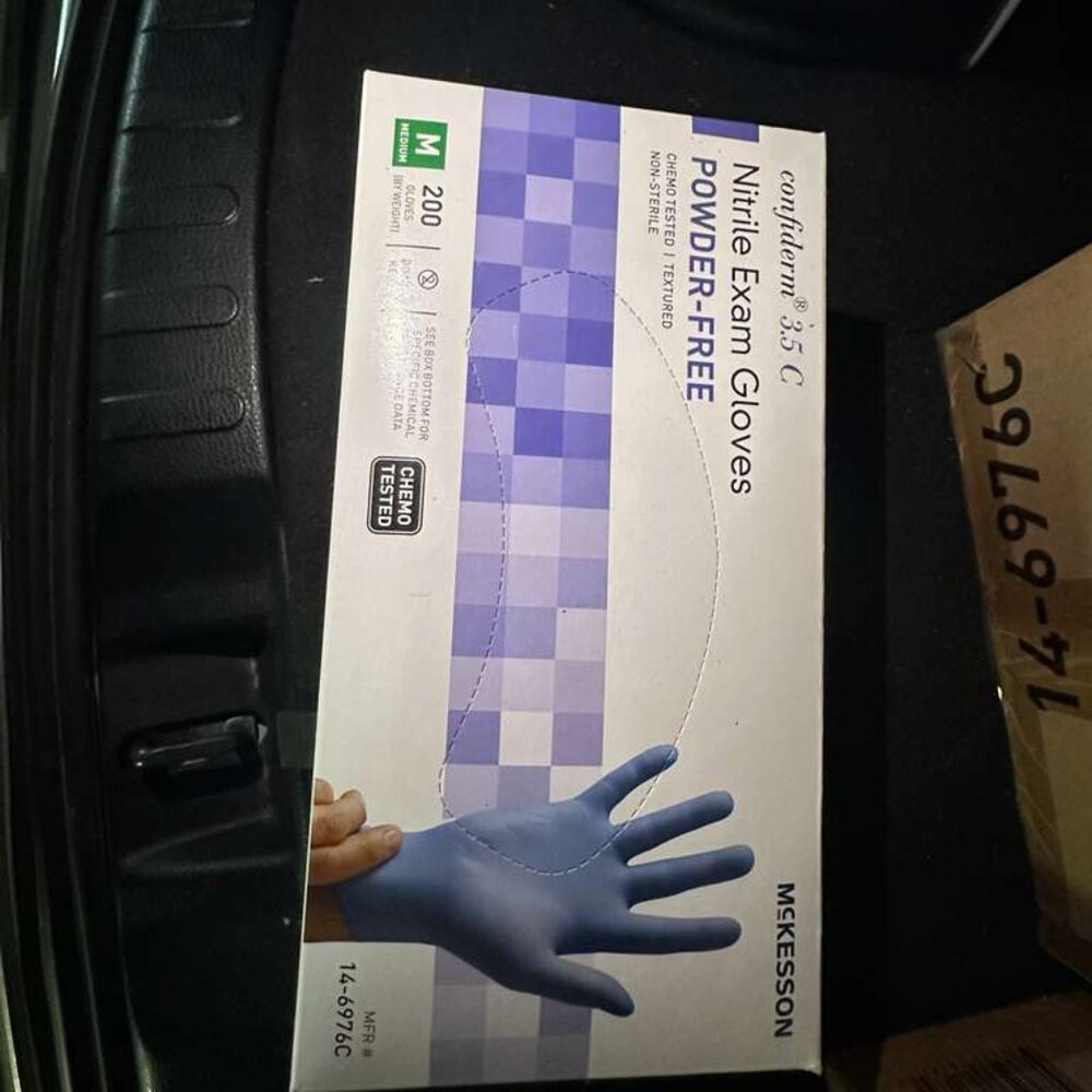 McKesson Confiderm 3.5C Powder Free Nitrile Exam Gloves, Medium 200 Total, Blue